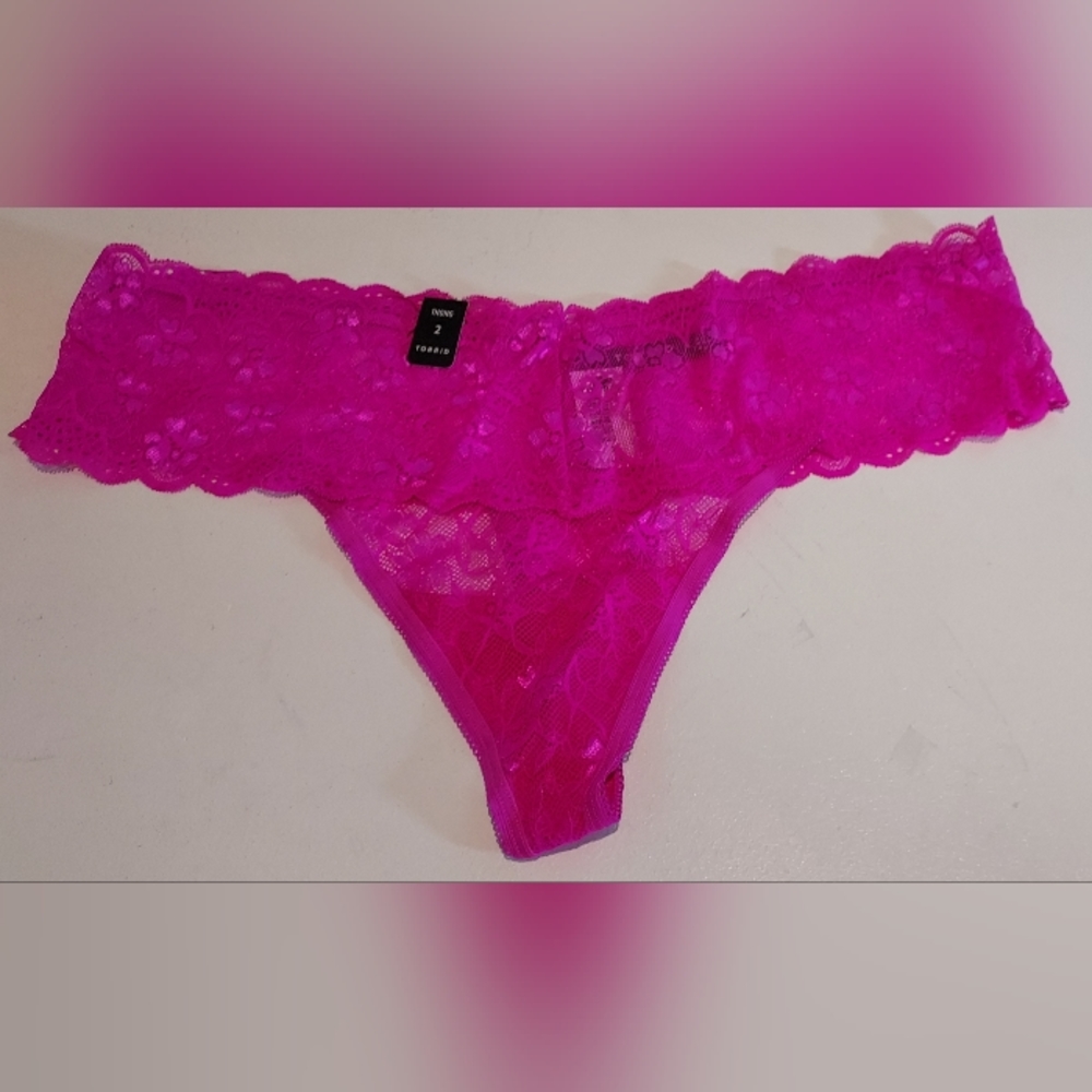 Torrid Hot Pink Solid Lace Thong Size 2 NWT - Picture 5 of 5